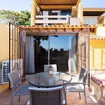 Home2book Stunning Ocean Views Pool Nyaraló