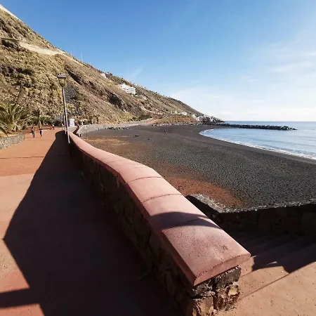 Home2book Stunning Ocean Views Pool Hébergement de vacances *